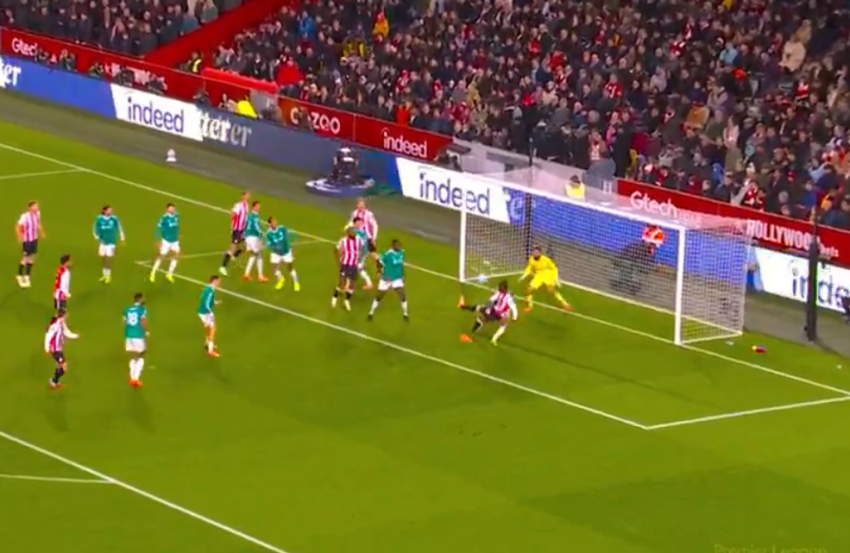 სამწუხაროდ, გიორგი მამარდაშვილს პირველივე წუთებზე გაუტანეს