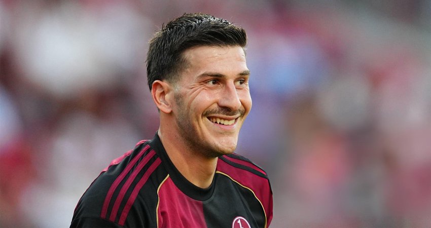 ლუკა ლოჩოშვილის დიდი აღიარება გერმანიაში - ქართველი მცველი საუკეთესოდ დაასახელეს