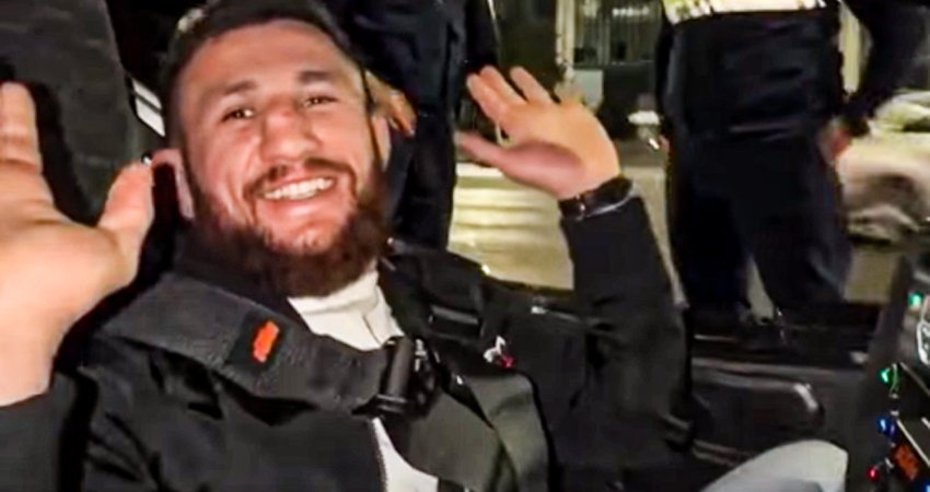 VIDEO: "ერთხელ დავჯექი თბილისში და..." - მერაბ დვალიშვილი პოლიციამ გააჩერა