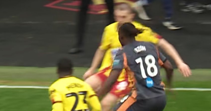 VIDEO: მცველი მაწონზე გააგზავნა! - გიორგი ჩაკვეტაძე ინგლისში დაფრინავს