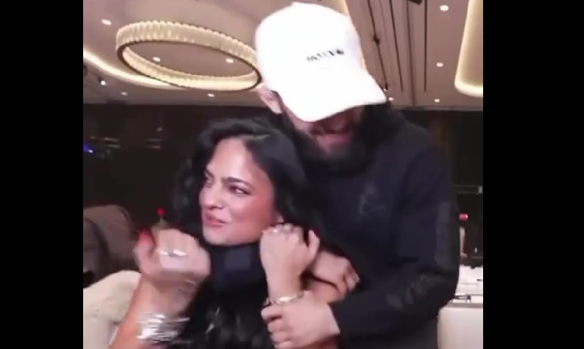 VIDEO: მერაბმა არმან ცარუკიანისა და ნინა დრამას ქმედების შემდეგ სტრიმი დატოვა - რა მოხდა პირდაპირ ეთერში