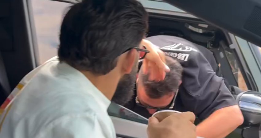 VIDEO: არმან ცარუკიანი შუა საცობში ფანს დაუპირისპირდა